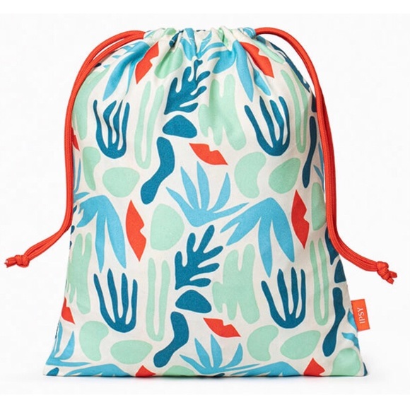 🌟 Free W/Cosmetic purchase or $4 - Picture 3 of 7